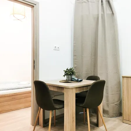 Szep Small Daire *